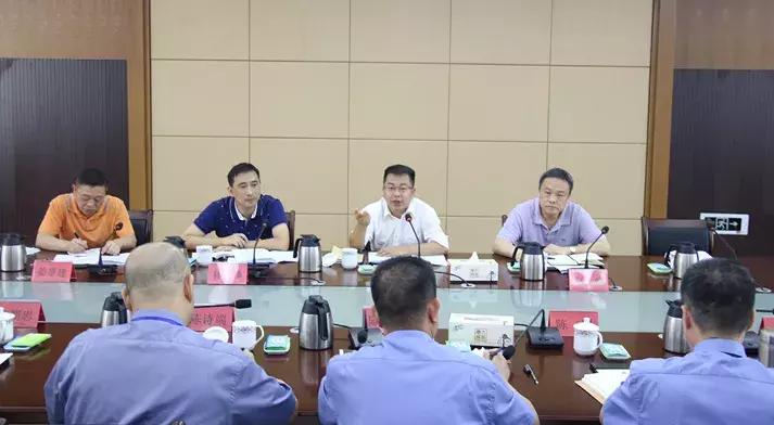福州新区最新动态，巷弄深处的美食奇遇