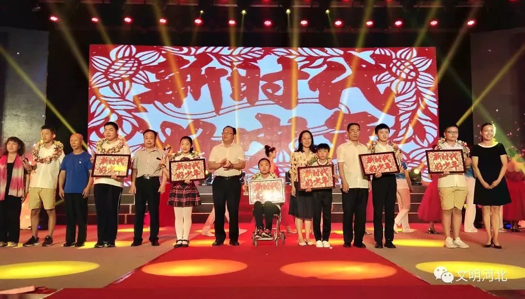卢龙最新动态，任务指南与技能学习步骤详解